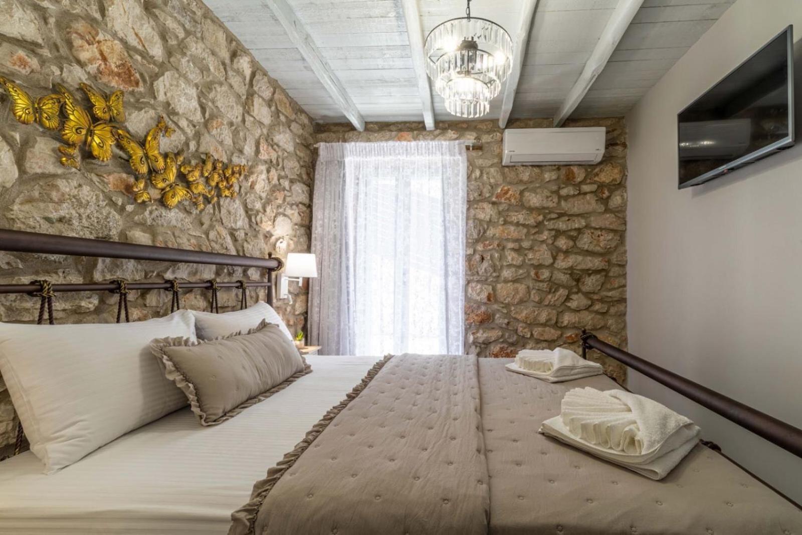 Vivari Stone House Ngoại thất bức ảnh