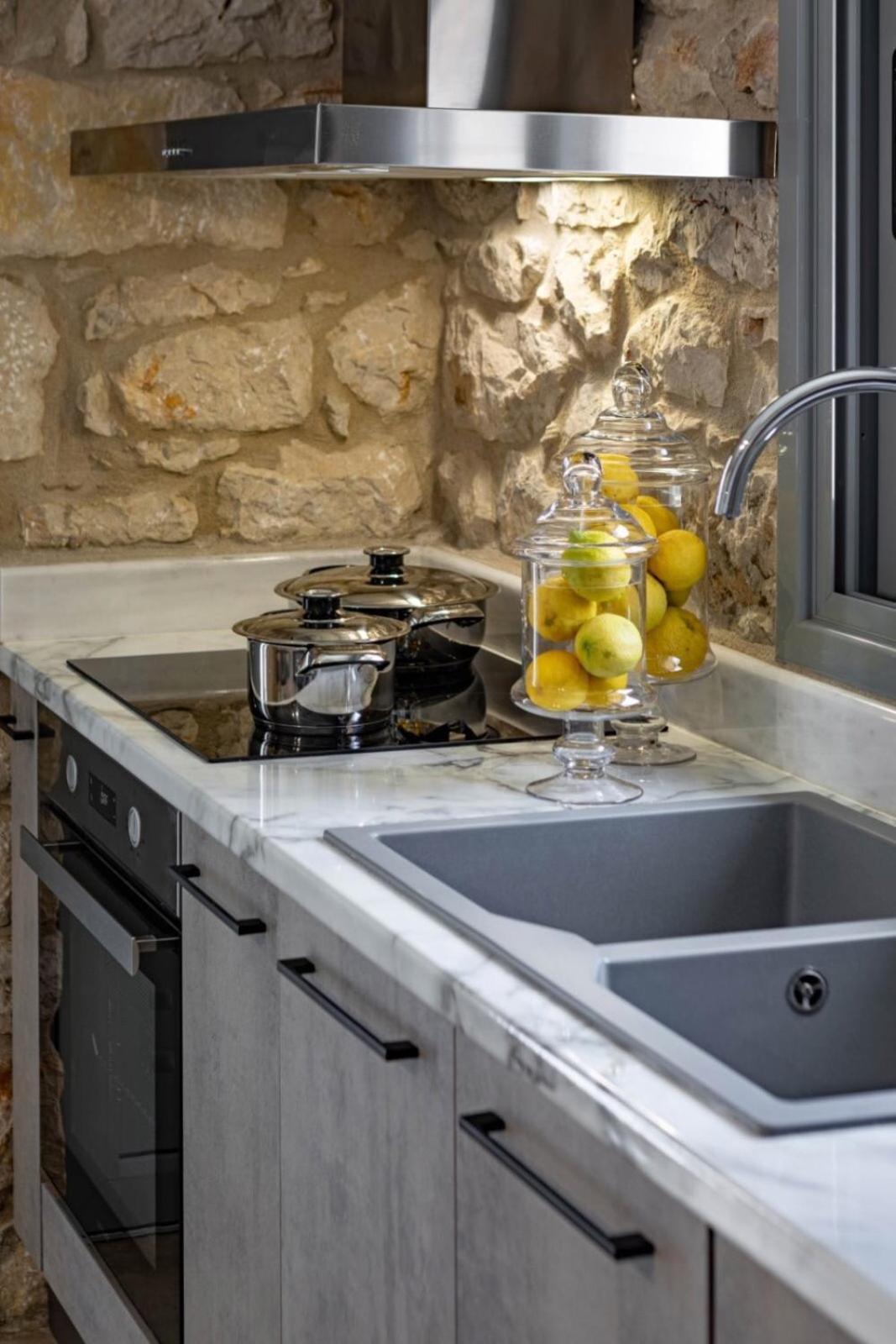 Vivari Stone House Ngoại thất bức ảnh