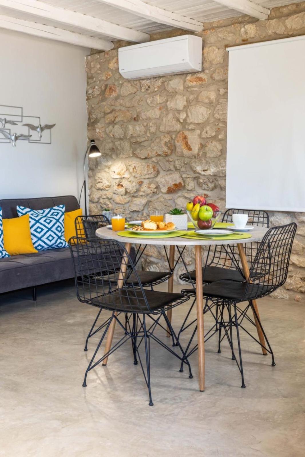 Vivari Stone House Ngoại thất bức ảnh